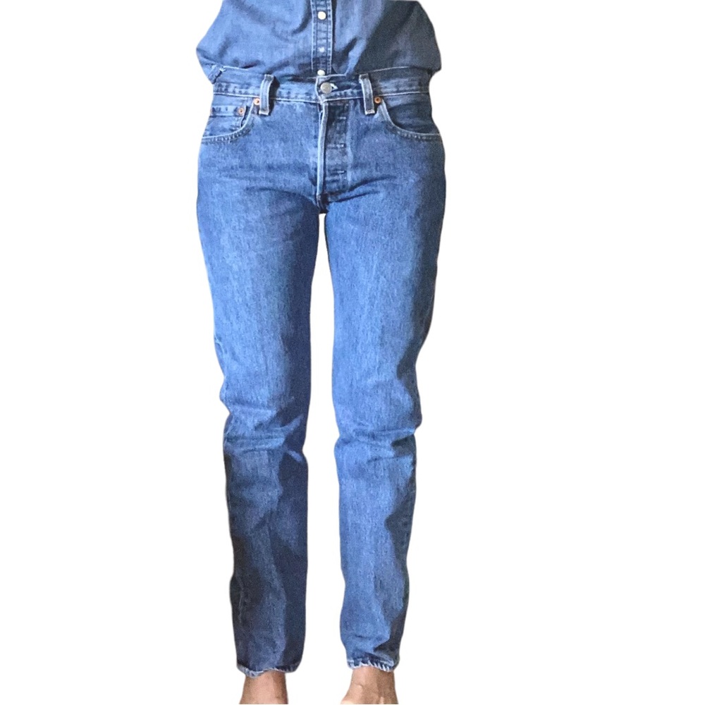 Levi’s 501 straight leg size 29